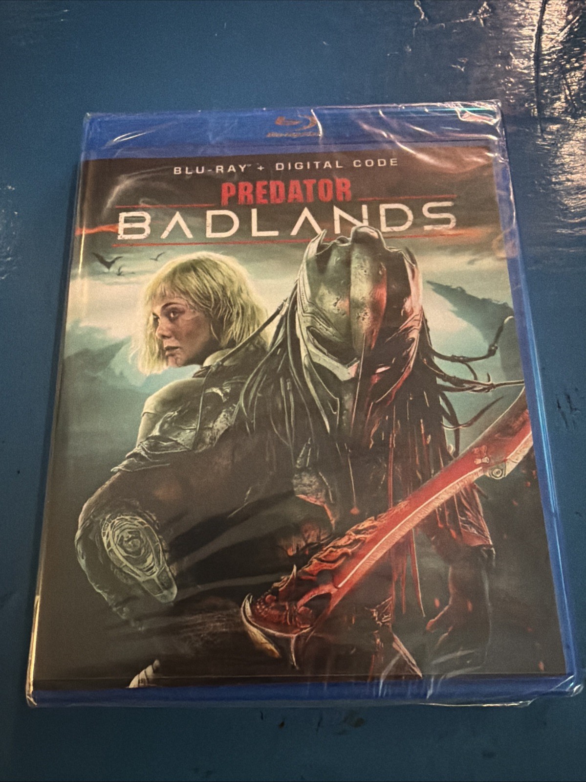 Predator: Badlands (Blu-ray + Digital) Brand New