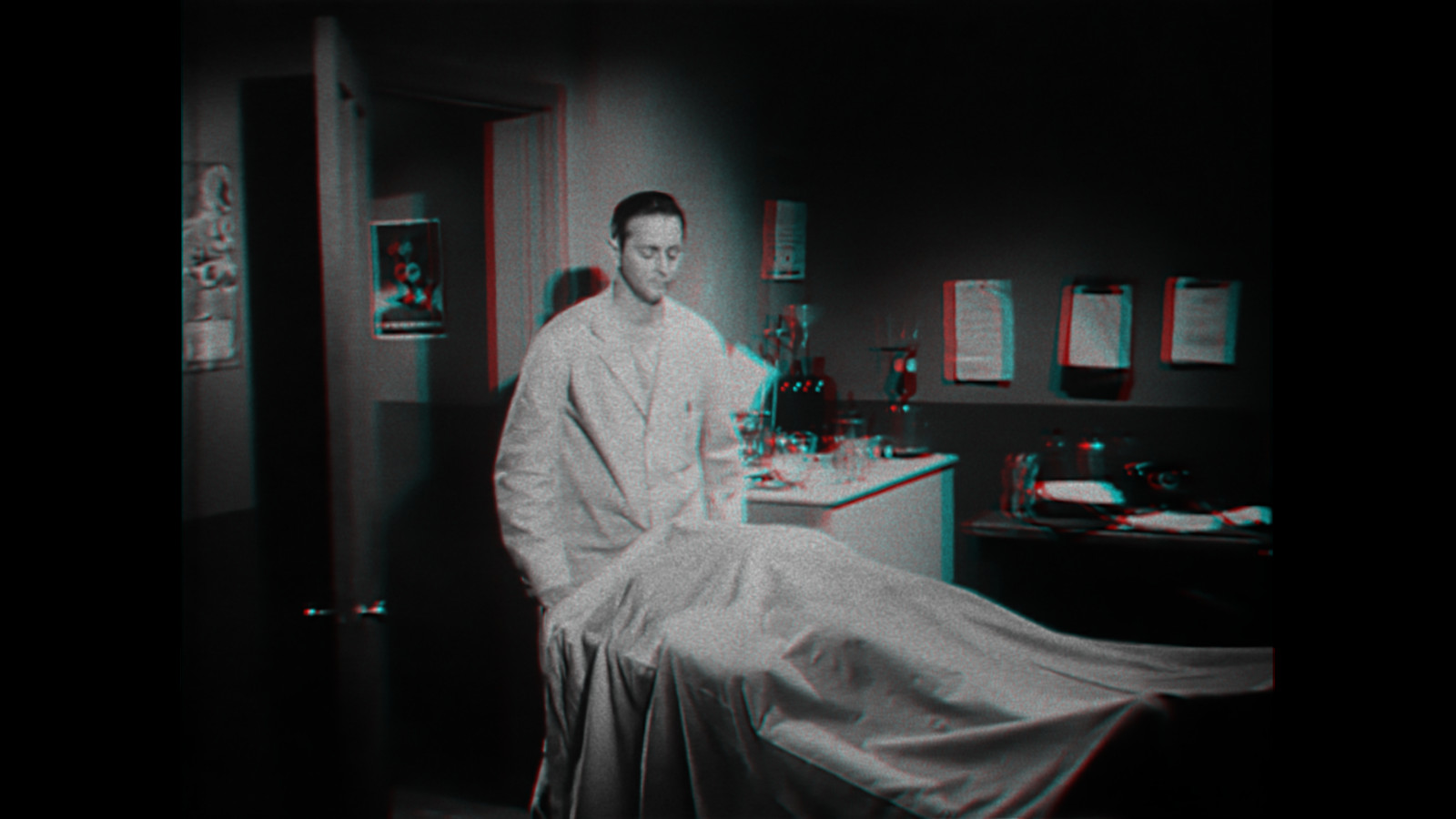 3D Blu-ray – Invasion of the Saucer Men 3D, Digital 3D + Anaglyph 3D