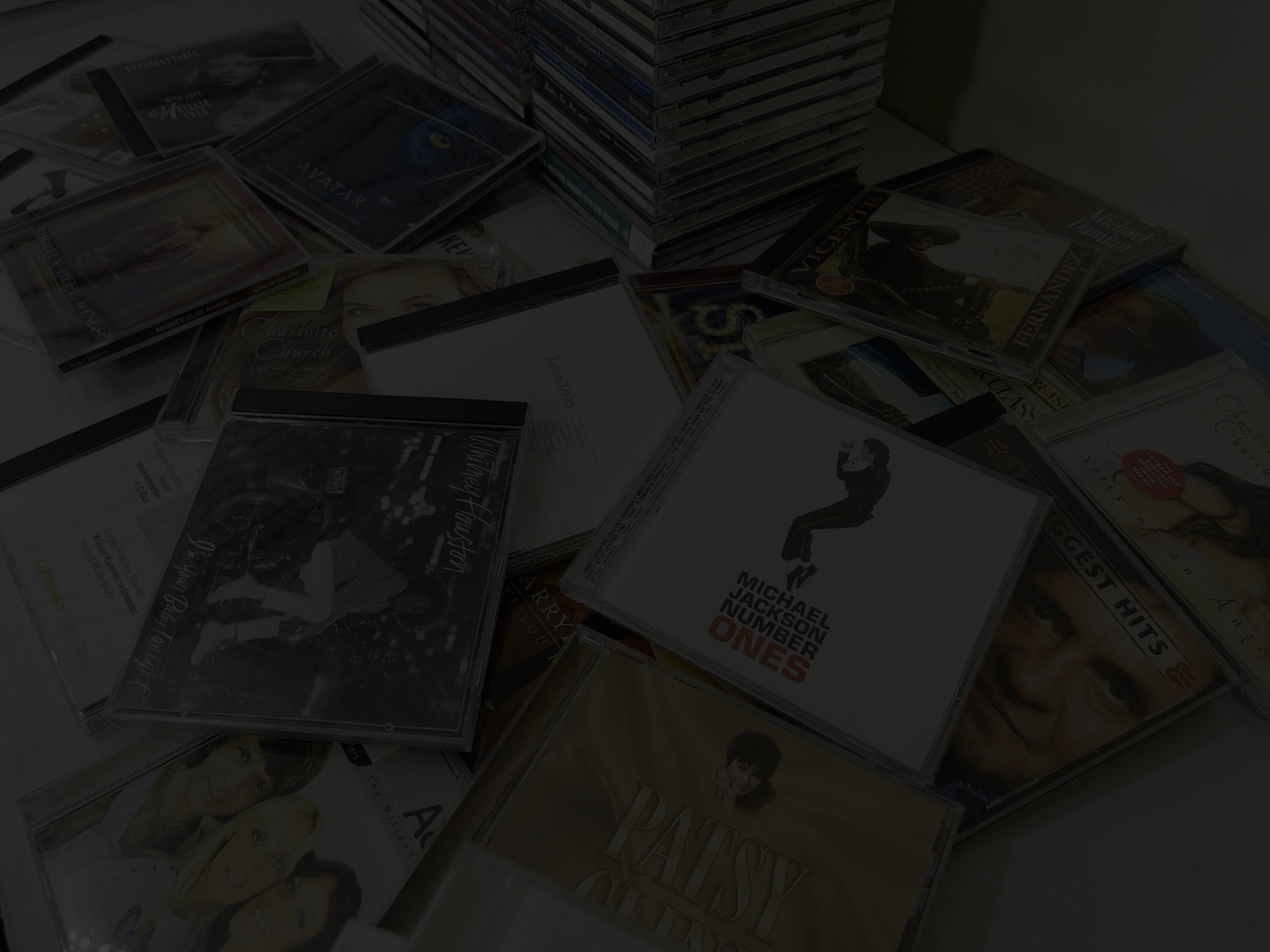 500 Wholesale Random Media Pieces : DVDs, Video Games : PC, XBOX +, CDs, Blu Ray