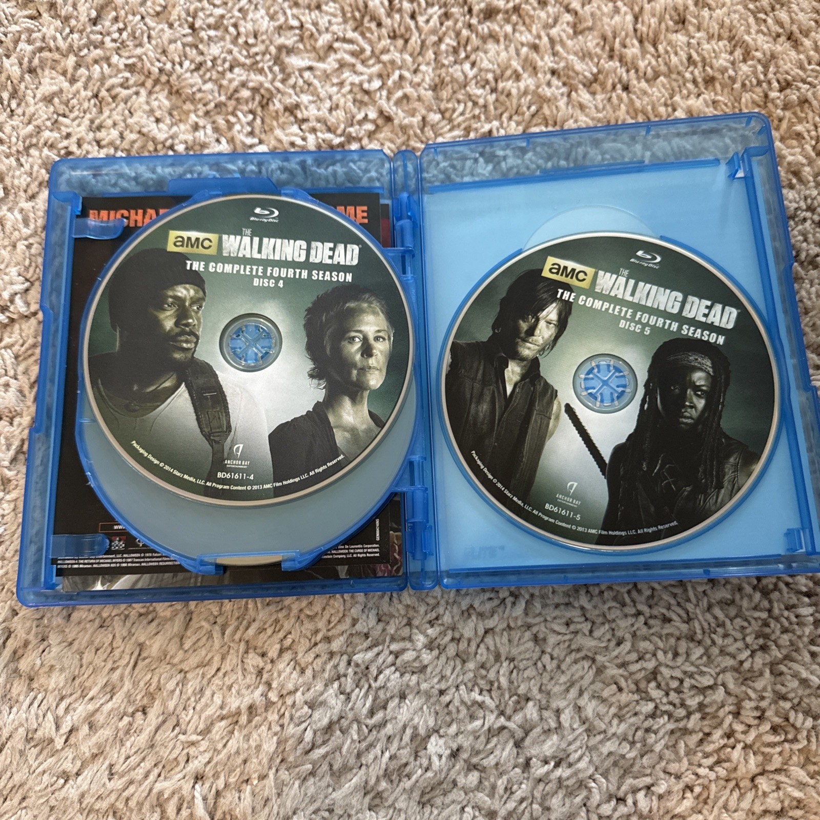 AMC The Walking Dead Complete Seasons 1-4 (16 Blu-ray Disc Set) TV Series Horror