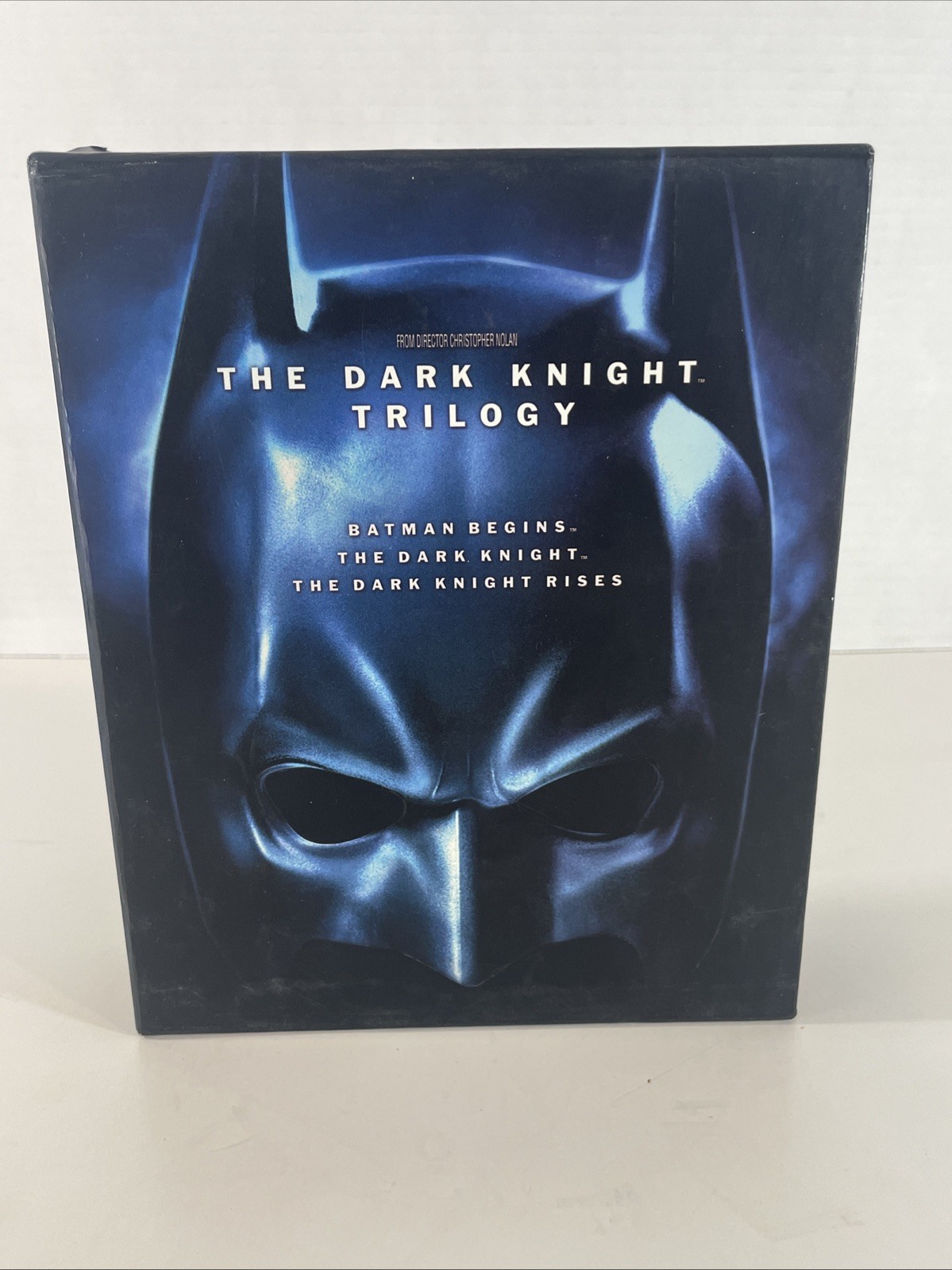 The Dark Knight Trilogy Blu-ray 5 Disc Set With Book Slipcover Box Set Bonus