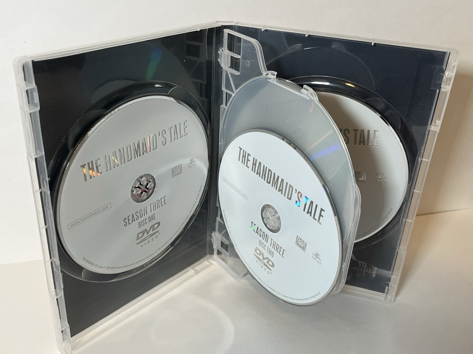 The Handmaid’S Tale: Season Three (DVD, 2019)