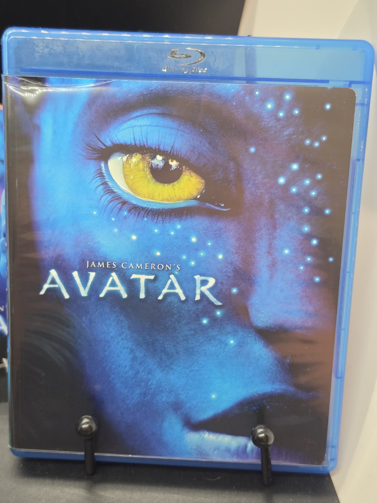James Cameron’s Avatar (Blu-ray/DVD With Slipcover)