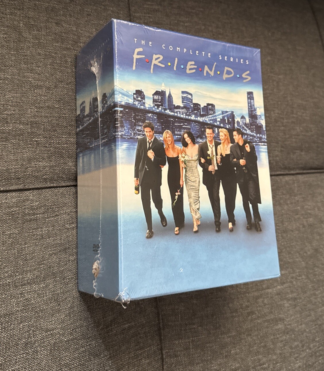 FRIENDS The Complete Series(DVD,2019,32-Disc Set,25th Anniversary,Seasons 1-10)