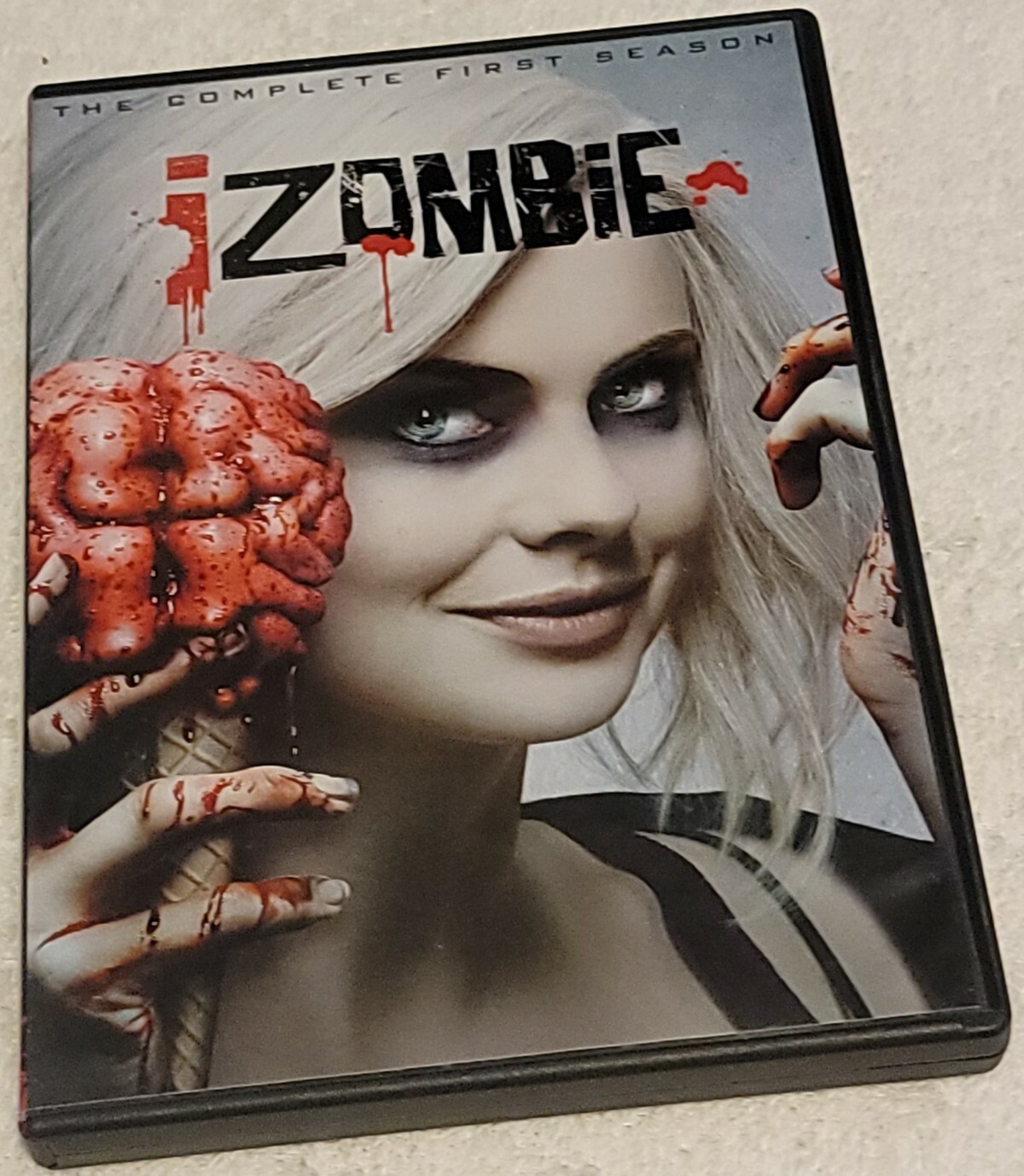 iZombie Complete First Season 1 DVD horror Halloween