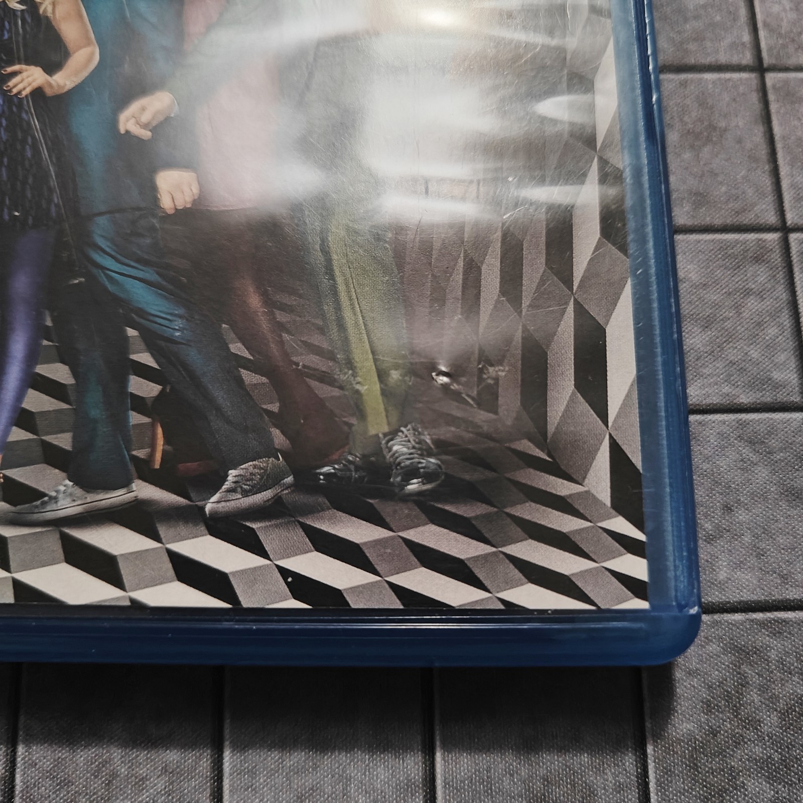The Big Bang Theory: Season 6 – (5-Disc Box Set, Blu-ray + DVD) – EXCELLENT