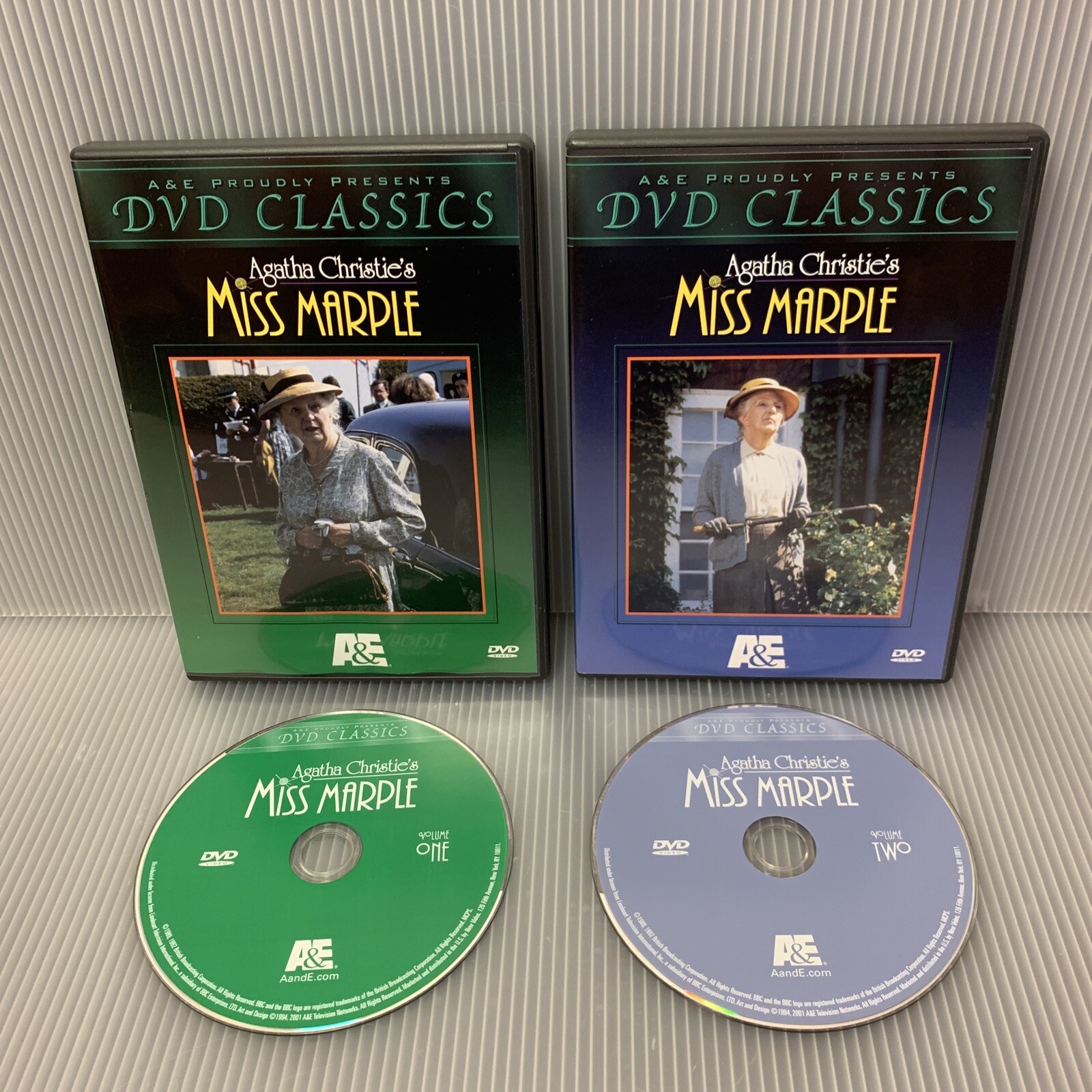 Agatha Christie’s Miss Marple Vol 1 & 2 (2-Disc A&E Collectors Set) BBC Mystery