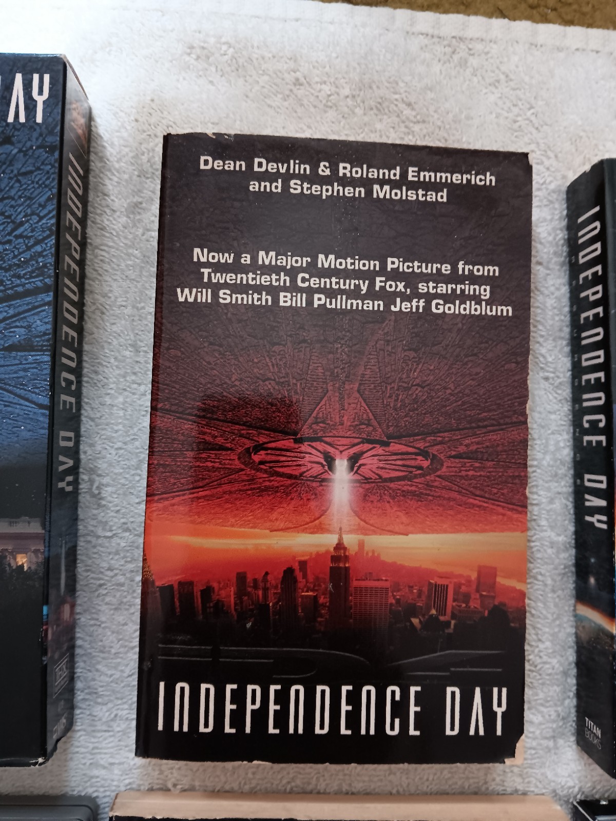 Independence Day 1 & 2 , Books, Dvd & Blu Ray Sets