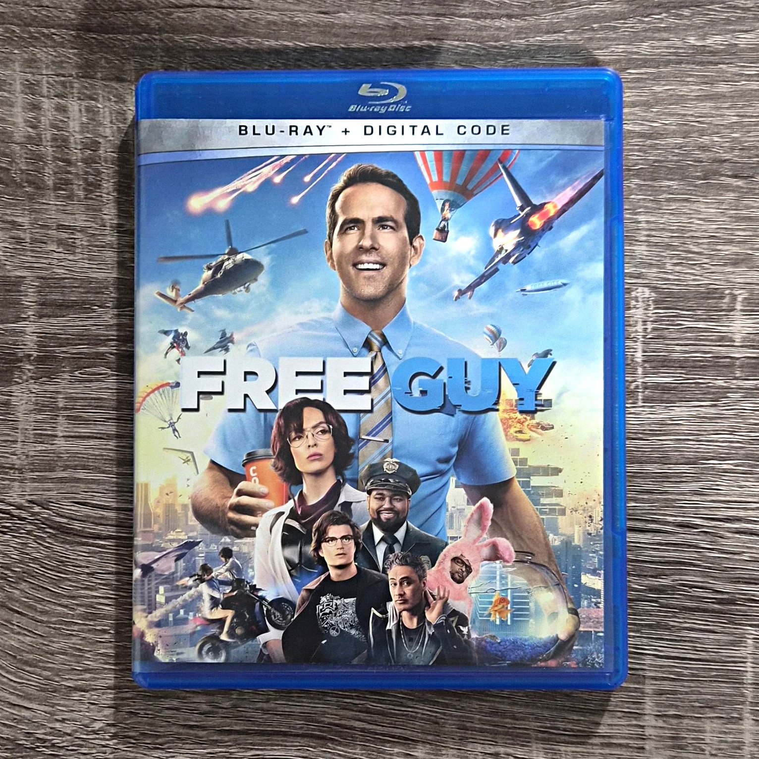 Free Guy (2021) Blu-ray + Digital Code PG-13 20th Century Studios Bonus