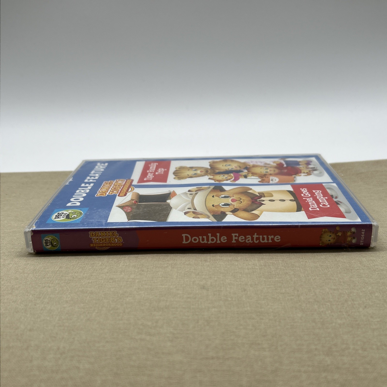 Daniel Tiger’s Neighborhood: Goes Camping / Family Trip (DVD 2017 10 Eps.) Pre-K