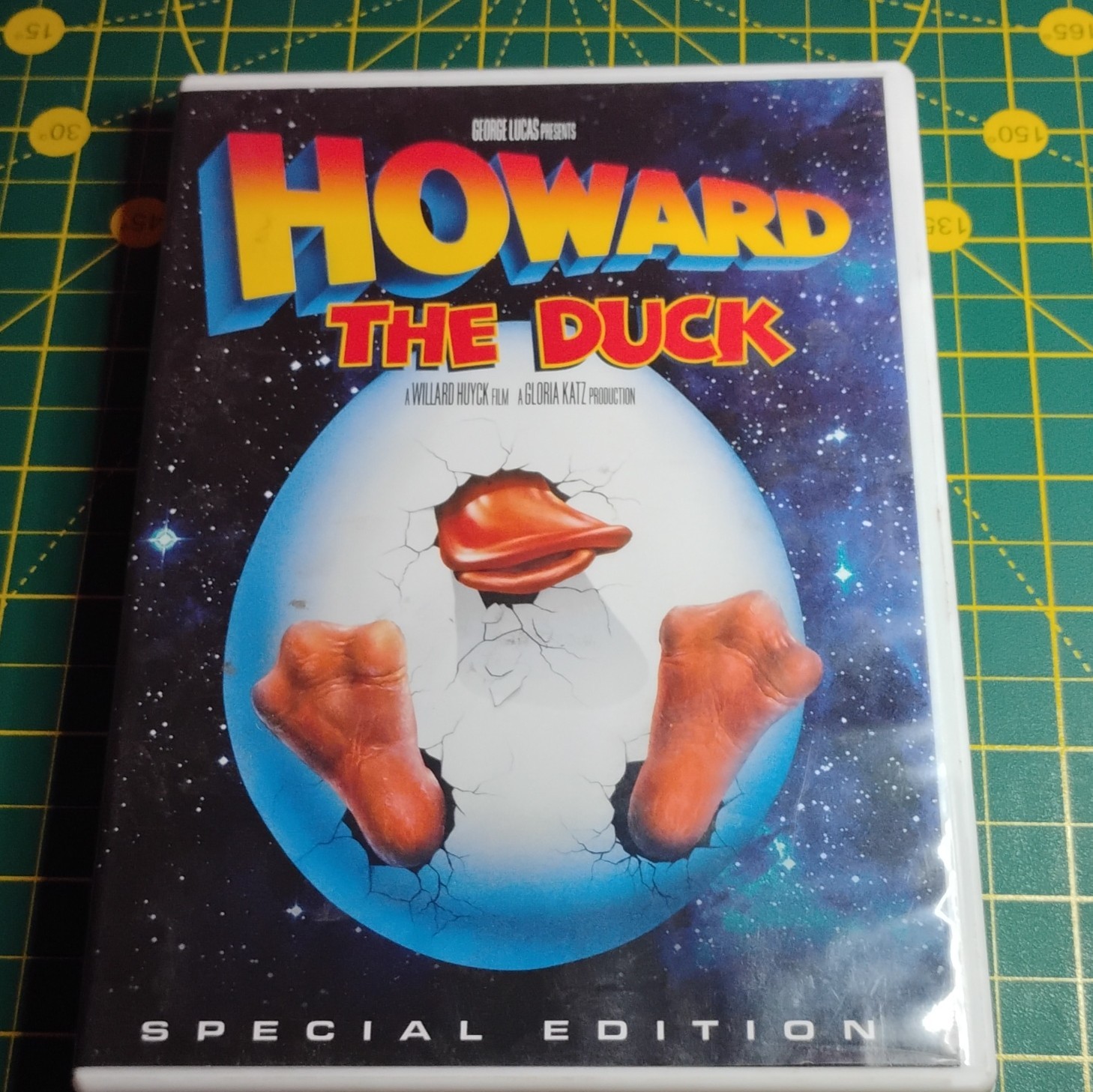 Universal Studios Howard the Duck DVD Special Edition PG 110 min Huyck