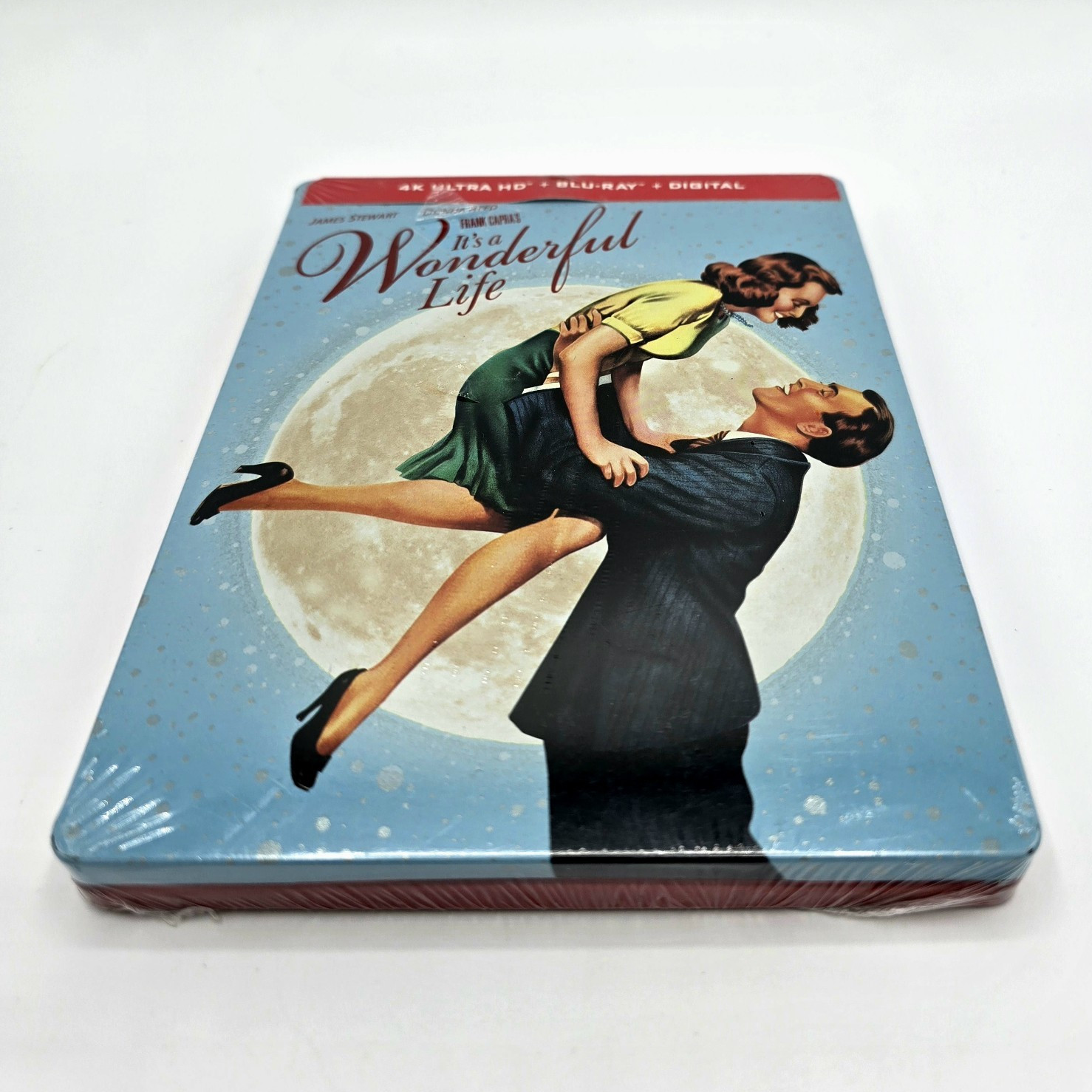 It’s a Wonderful Life 1946 PG Remastered B&W 4K UHD + Blu-ray Steelbook