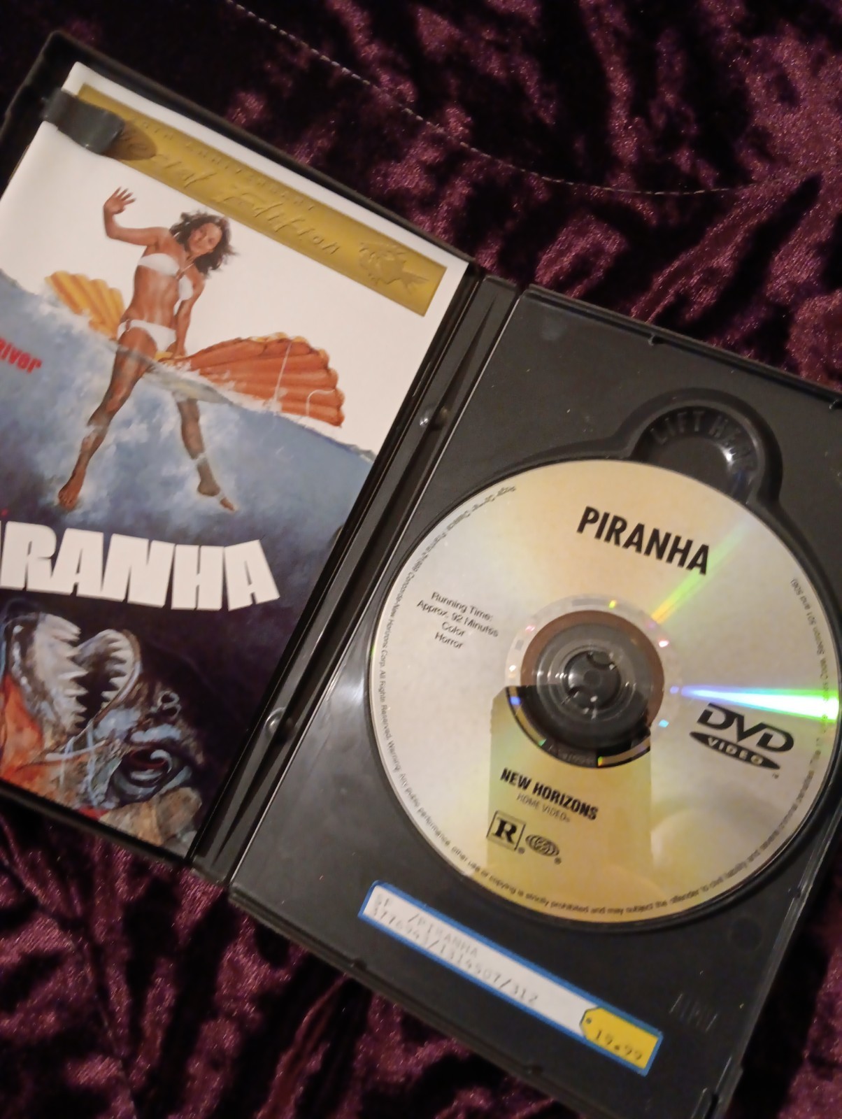 Piranha DVD Roger Corman Classics Joe Dante Horror Cult Classic w/ booklet