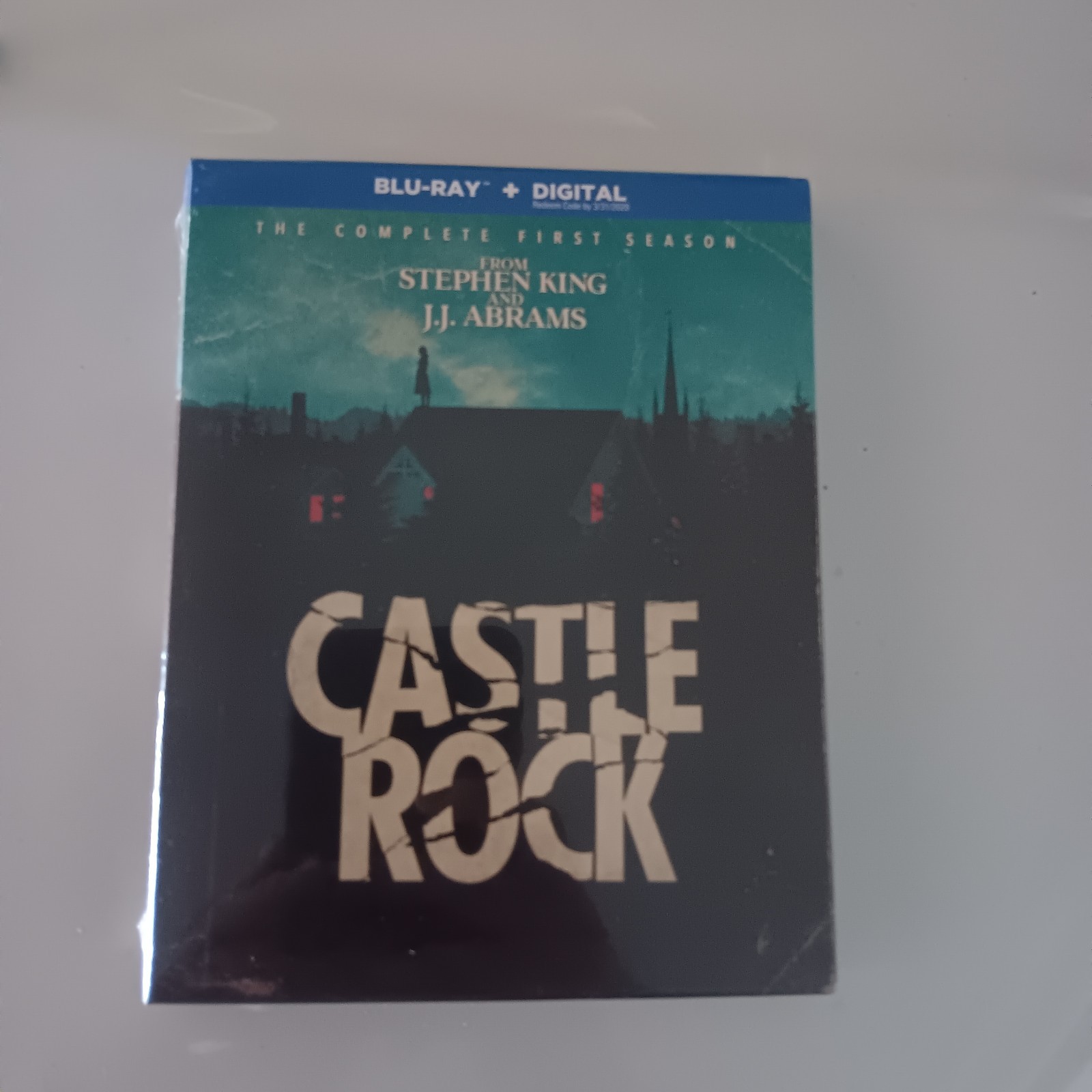Castle Rock: Complete First Season Blu-ray, 2018, Stephen King, J.J. Abrams