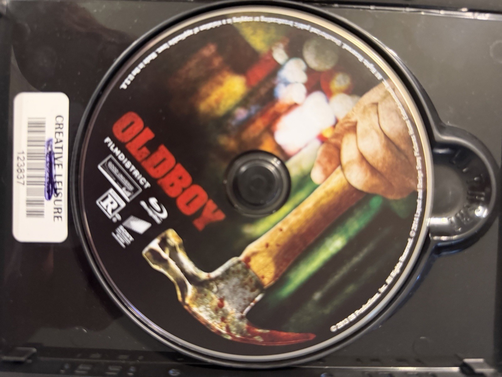 Oldboy (Blu-ray, 2014 Spike Lee Film) Josh Brolin, Elizabeth Olsen