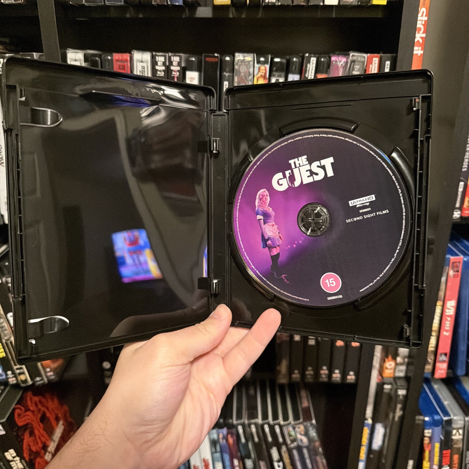 THE GUEST (2014) 4K UHD Blu-Ray (USA Compatible)