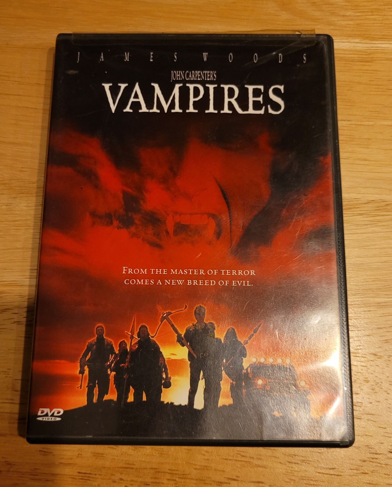 Vampires (DVD, 1999, Closed Caption Subtitled English and French)