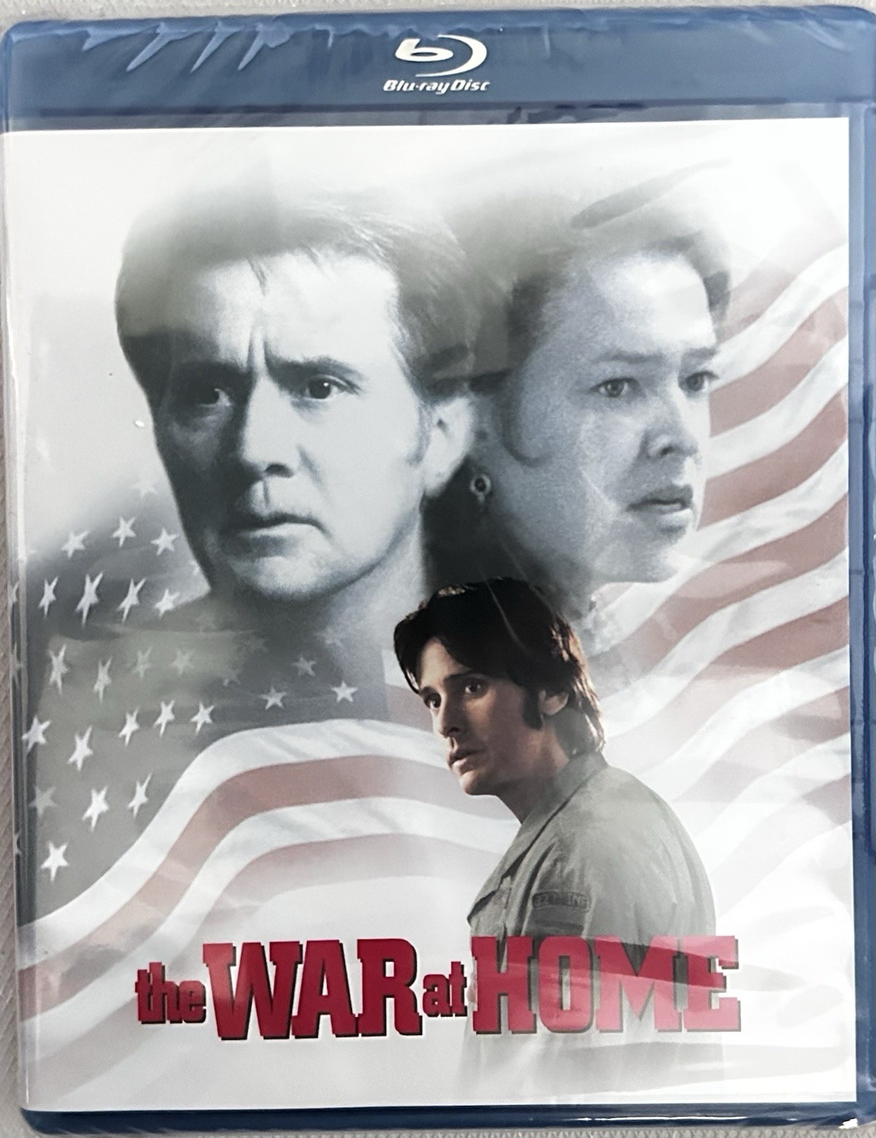 Mill Creek The War at Home Blu-ray 2011 (R, 119 Min) Region A Widescreen
