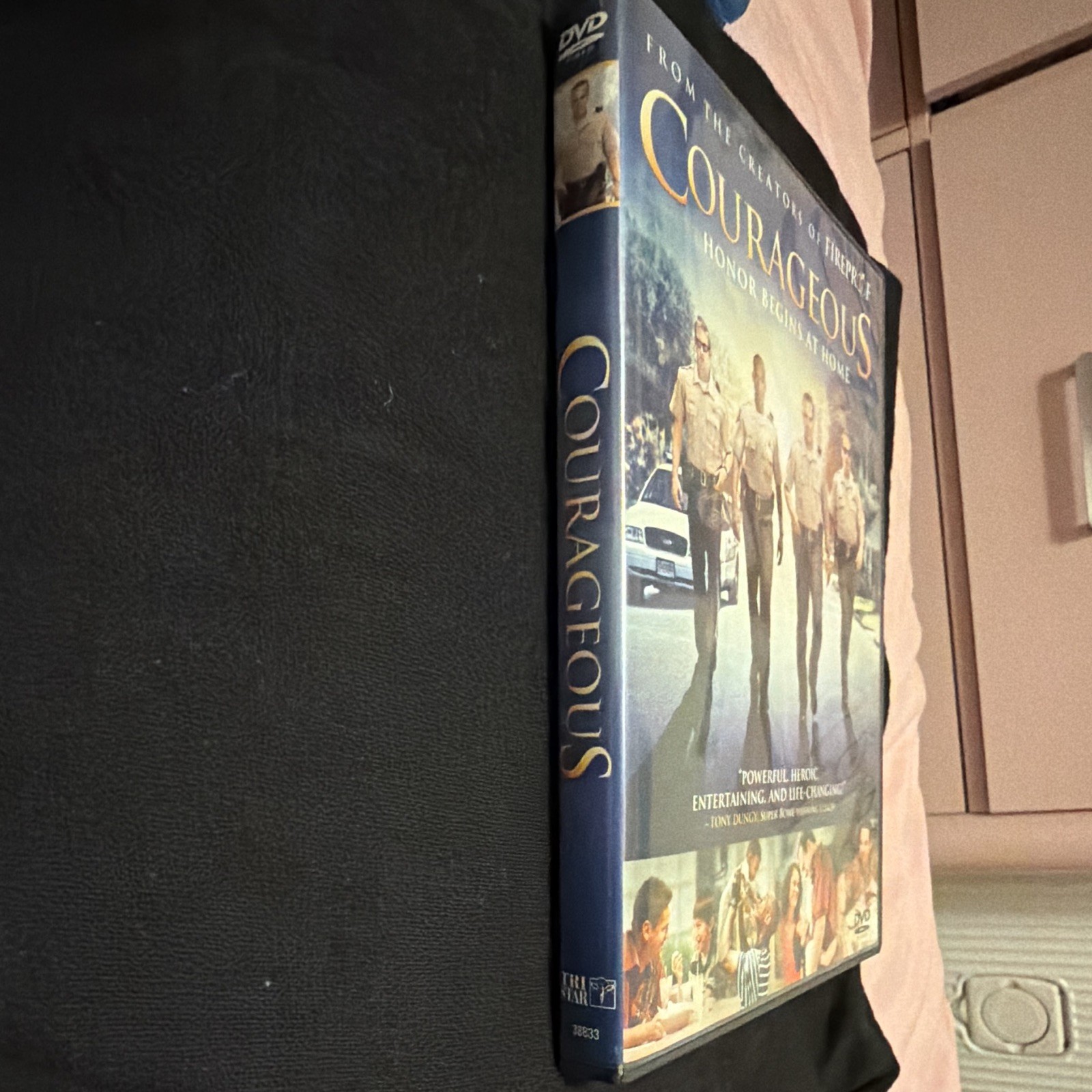 Sony Pictures Home Entertainment Courageous DVD PG-13 Drama 129m Commentary