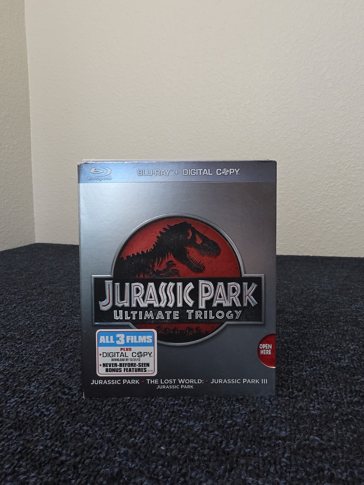 NEW SEALED Jurassic Park Ultimate Trilogy Box Set Blu-ray Digital w/ Slipcover