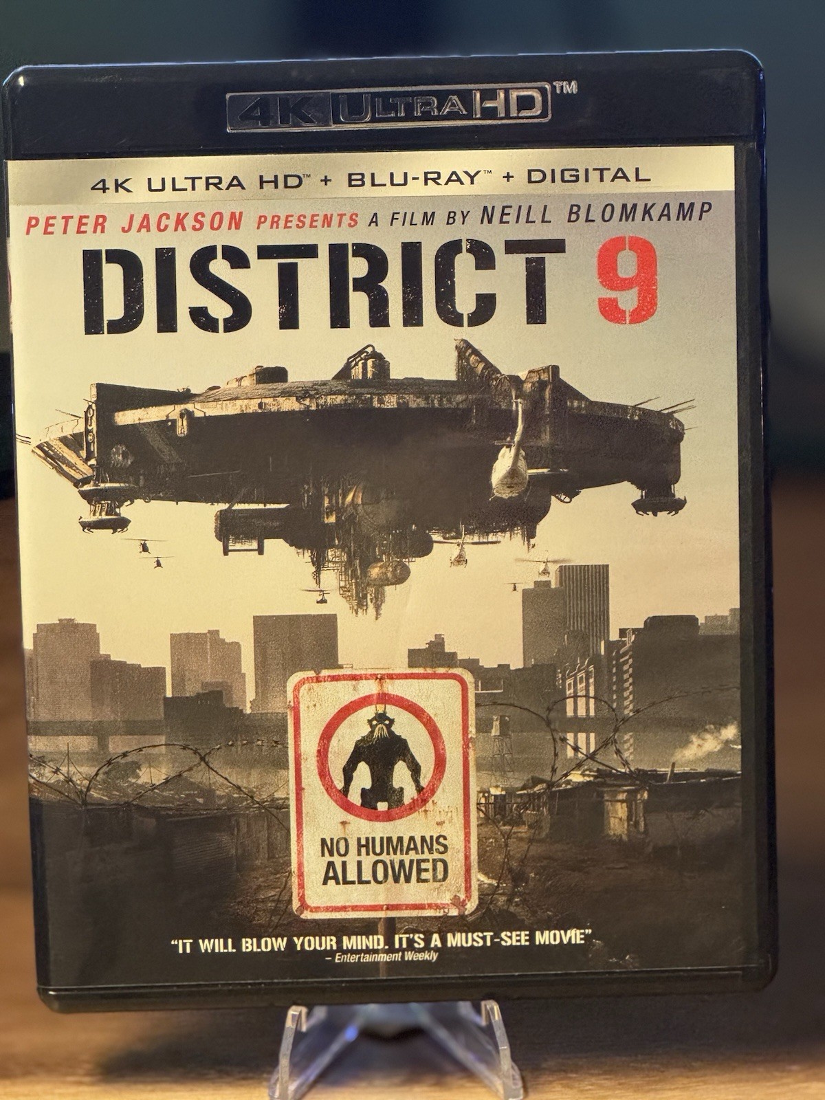 District 9 (Ultra HD, 2009)