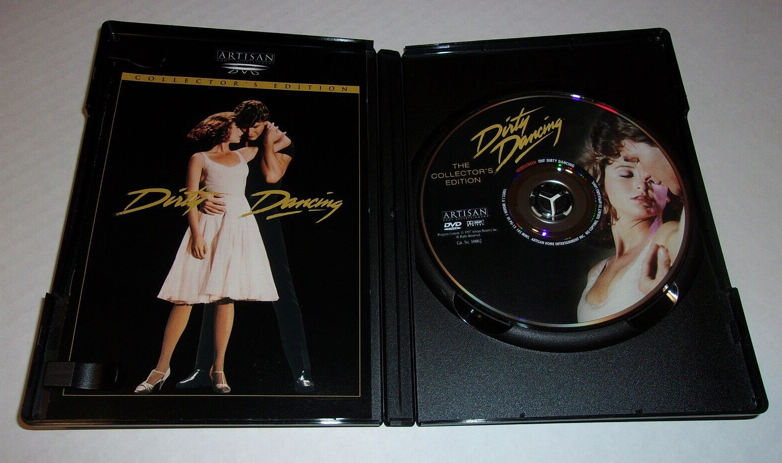 Dirty Dancing DVD 2000 Color Widescreen 105 minutes Collector Edition pre-owned