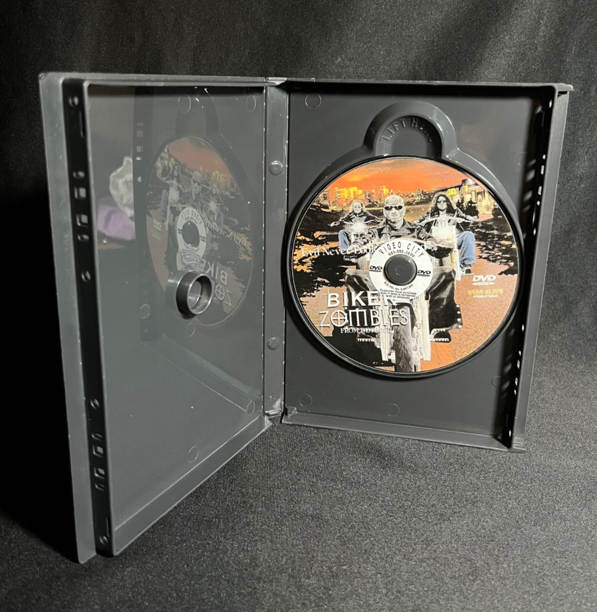 Biker Zombies From Detroit (DVD, 2002) OOP Horror Zombie Apocalypse Movie
