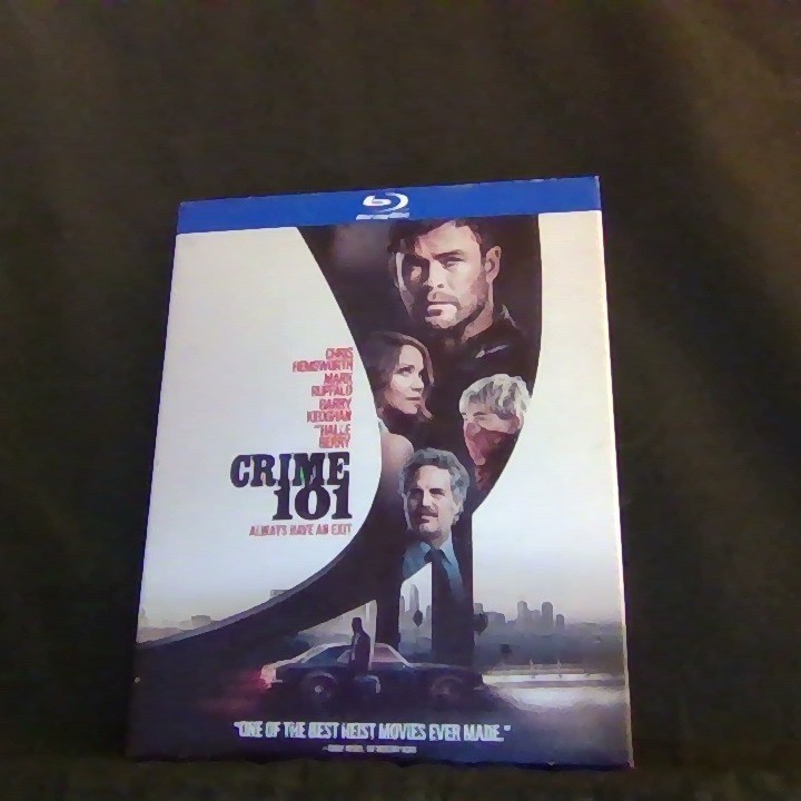 Crime 101 (Blu-ray- 2026)(Includes Slipcover)