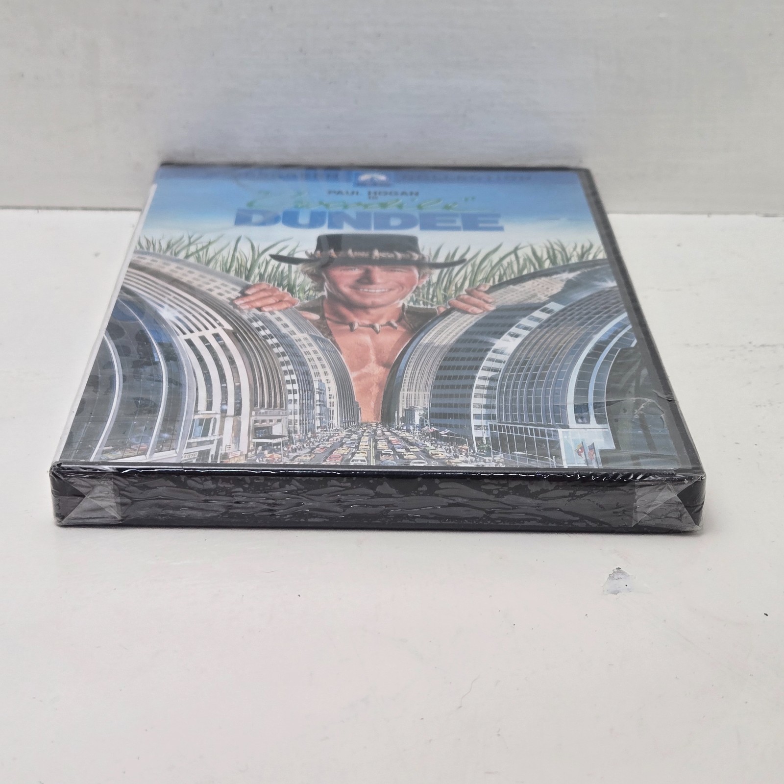 Crocodile Dundee 1 & 2 DVD New Sealed Paul Hogan