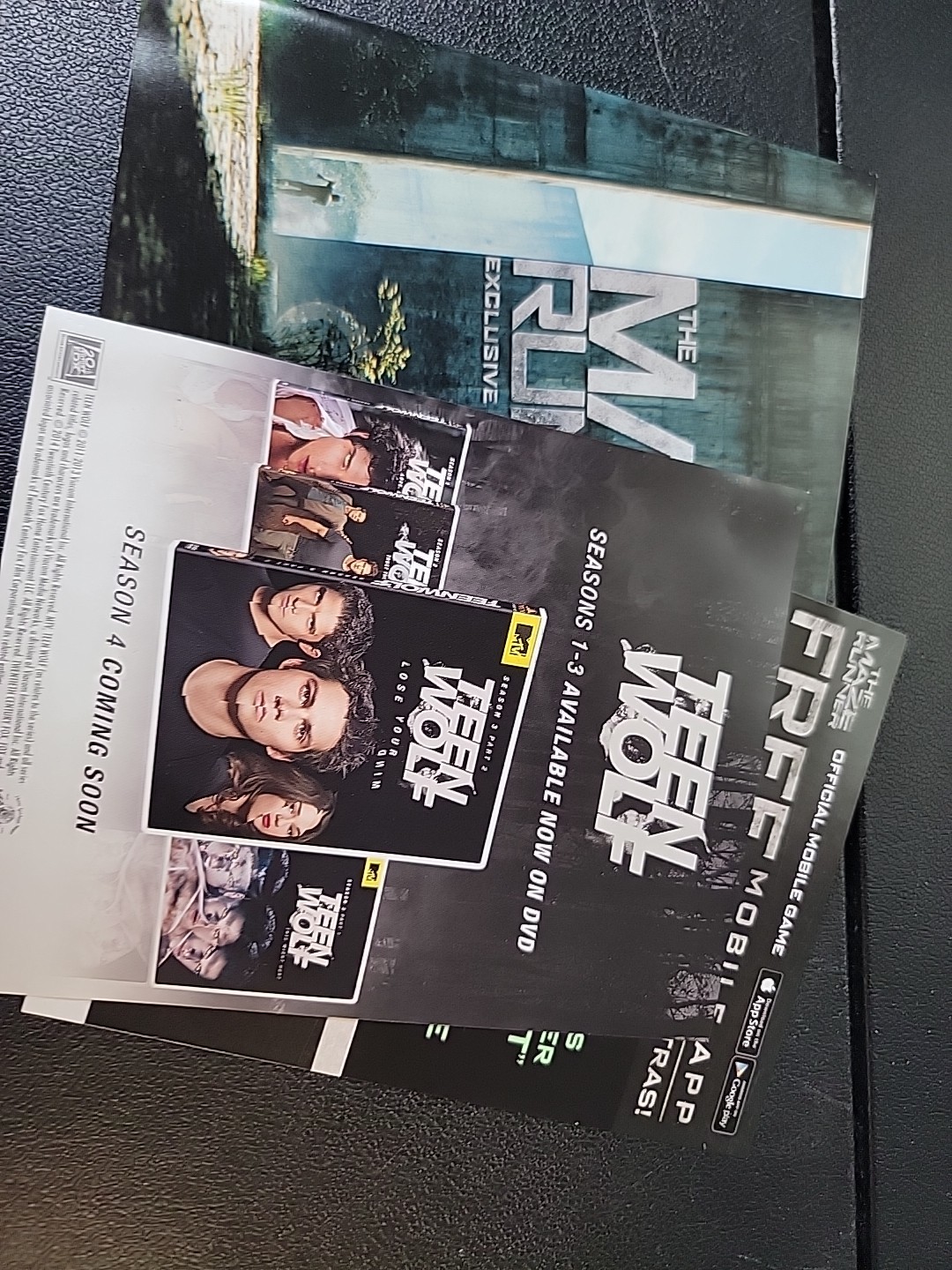 The Maze Runner (Blu-ray, DVD 2014) Comic Book Included Slipcover