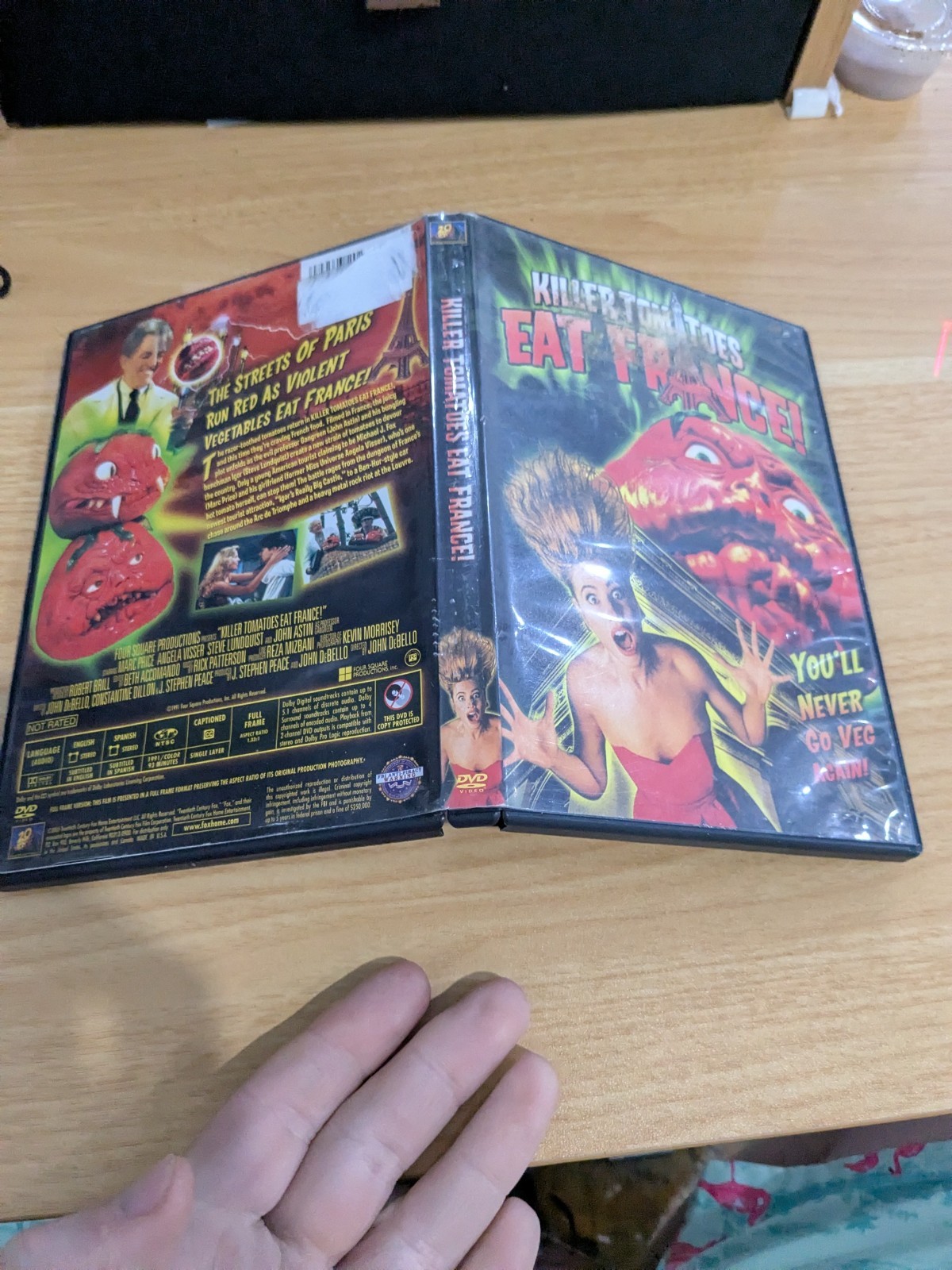 O2 NO DVD Killer Tomatoes Eat France 2005 Marc Price B Horror Fim Case Only