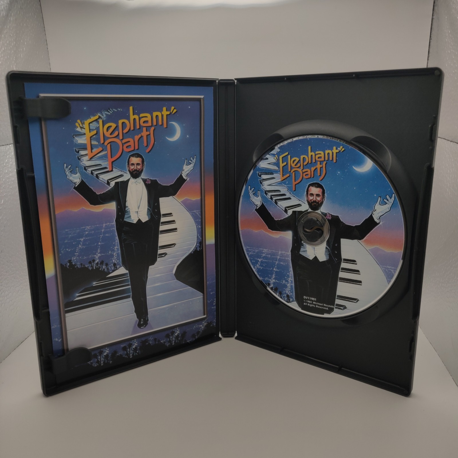 Michael Nesmith (The Monkees) Elephant Parts DVD 1981 w/Insert 2003 Tested