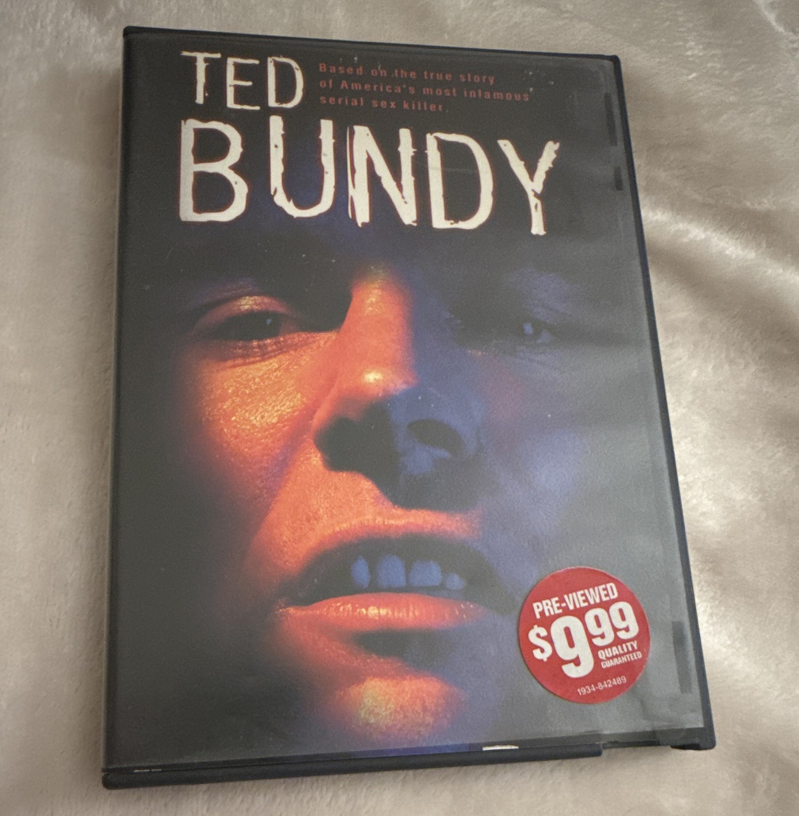 Ted Bundy (2002) DVD R Full Screen 1.33:1 100, Captioned, BLOCKBUSTER COPY