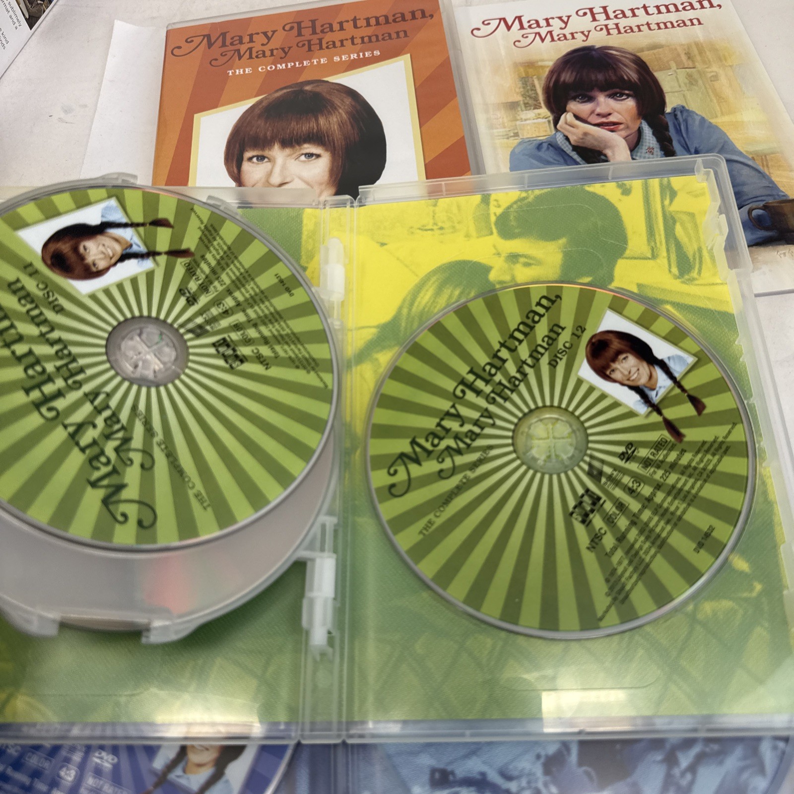 MARY HARTMAN, MARY HARTMAN: COMPLETE SERIES DVD Shout Factory *Disc 38 missing