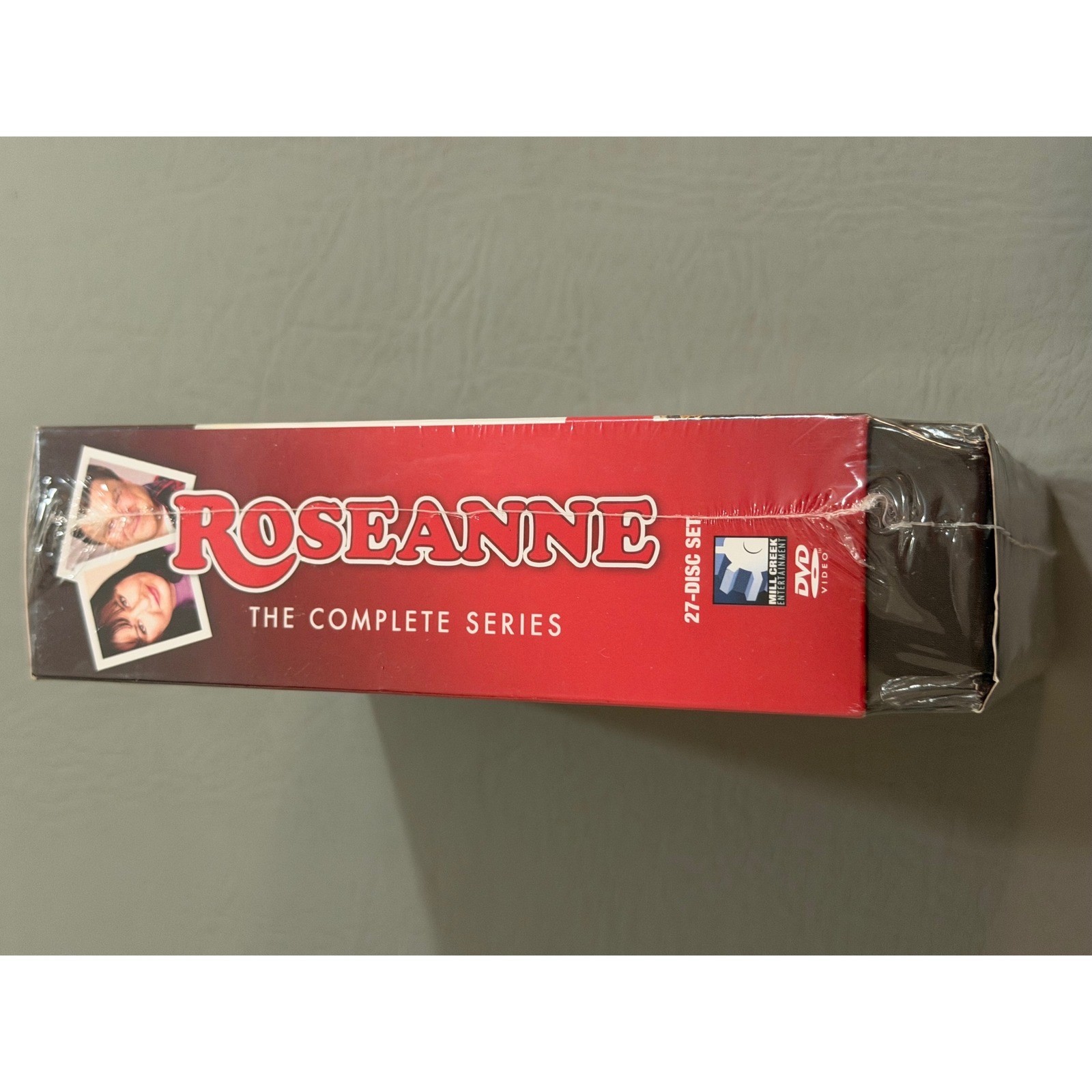 Mill Creek Roseanne Complete Series DVD Box Set 27-Disc Red Sealed Sitcom