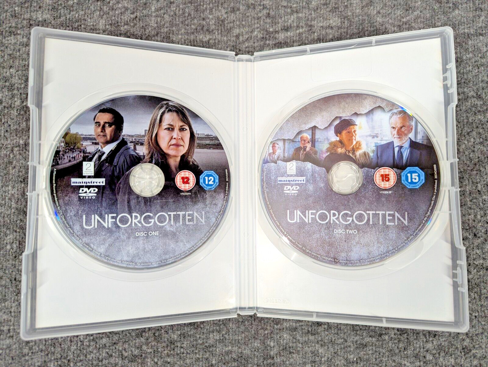 Unforgotten DVD Seasons 1-2 Nicola Walker – Regions 2 & 4 – EUC