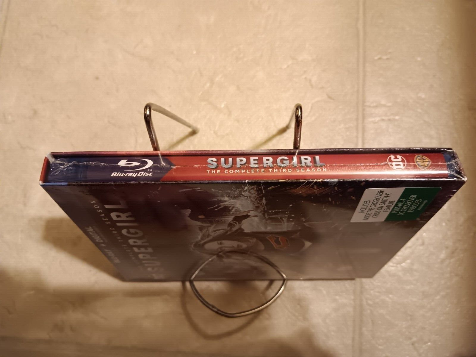 NEW Supergirl: The Complete Third Season 3 Blu-ray + Digital 2017 Ships Next Day