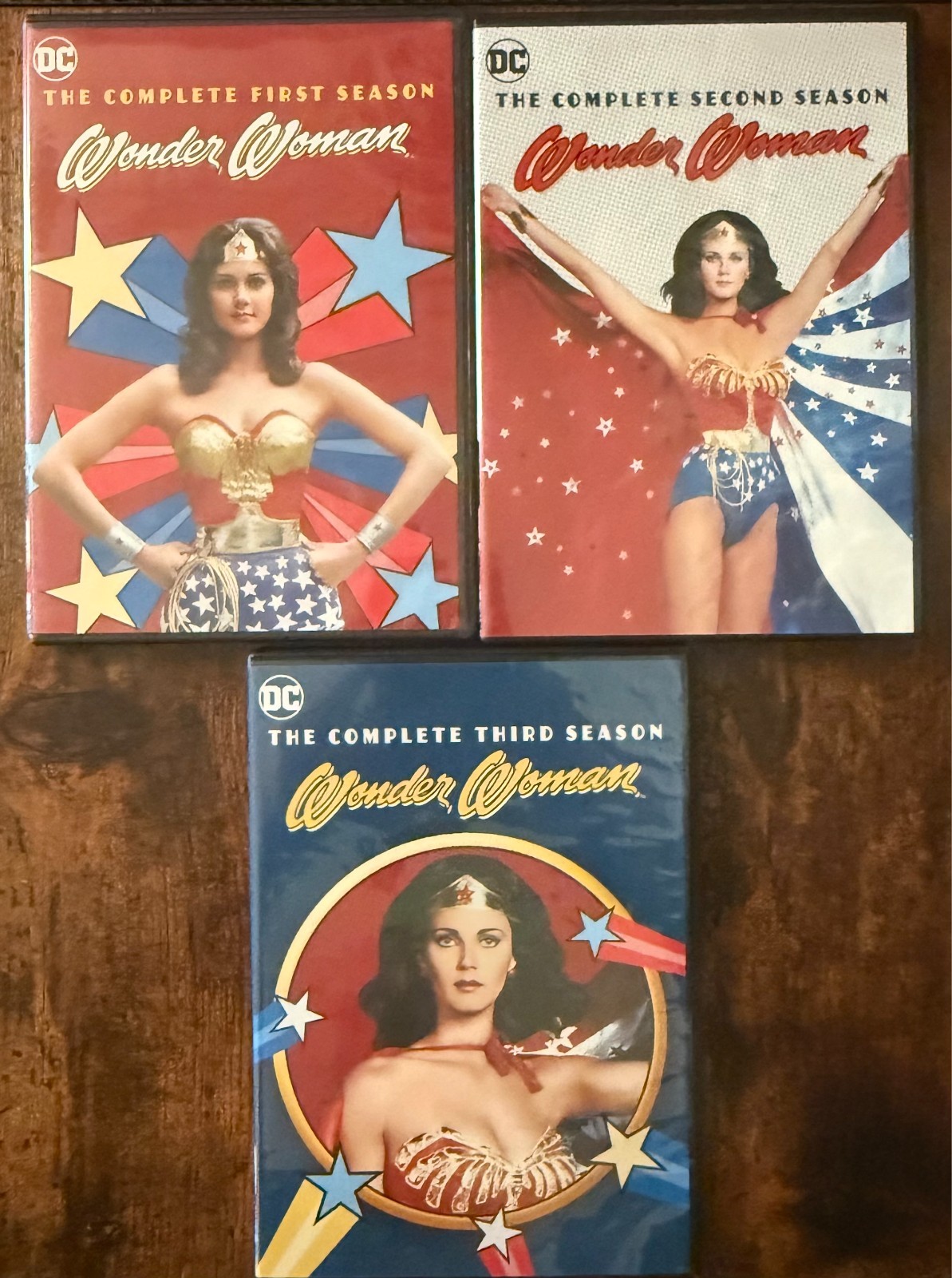 WONDER WOMAN….THE COMPLETE SERIES.. DVD.. LIKE NEW….