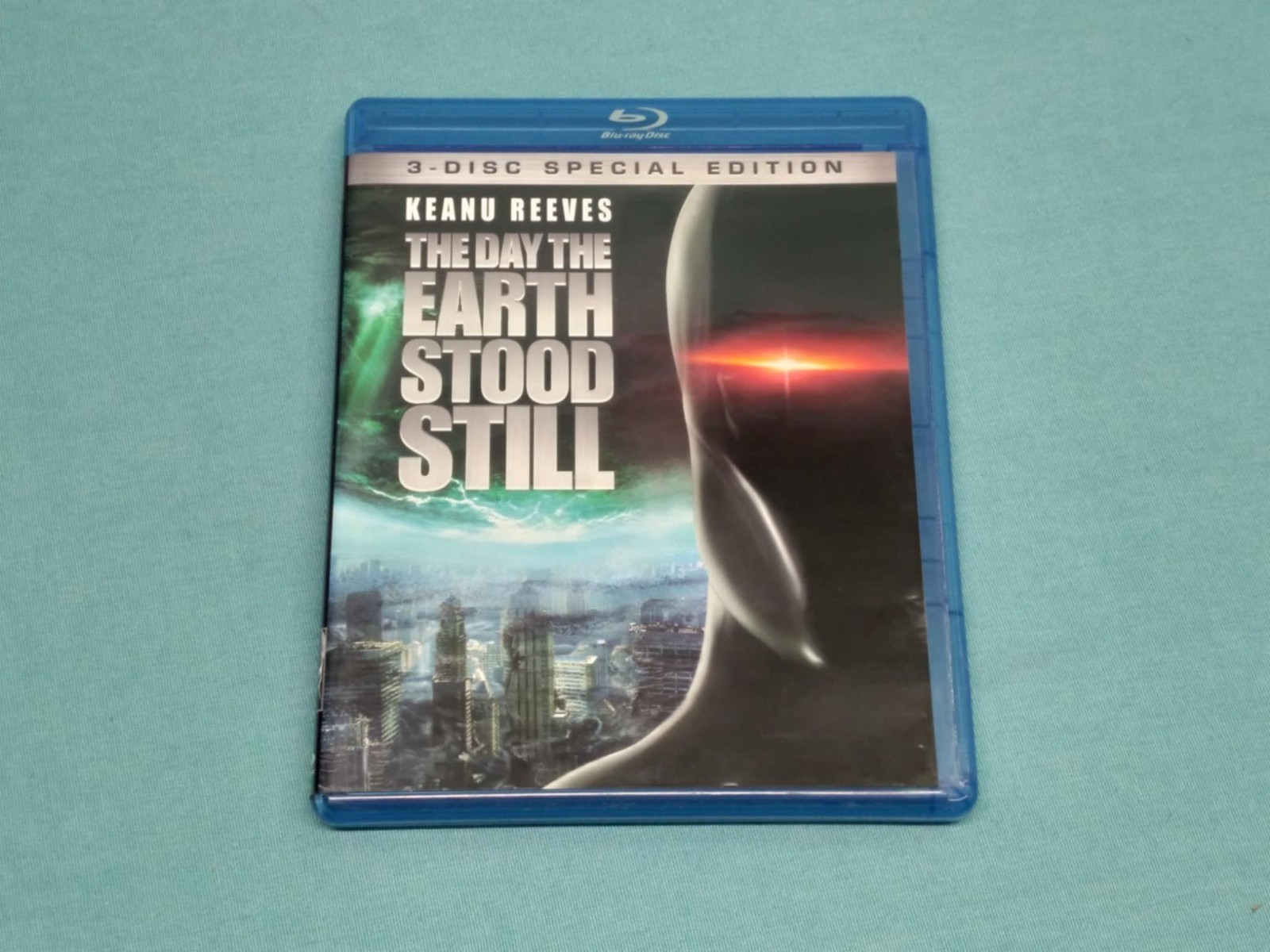 The Day The Earth Stood Still 3 Disc Special Edition Blu-Ray Pre-Owned