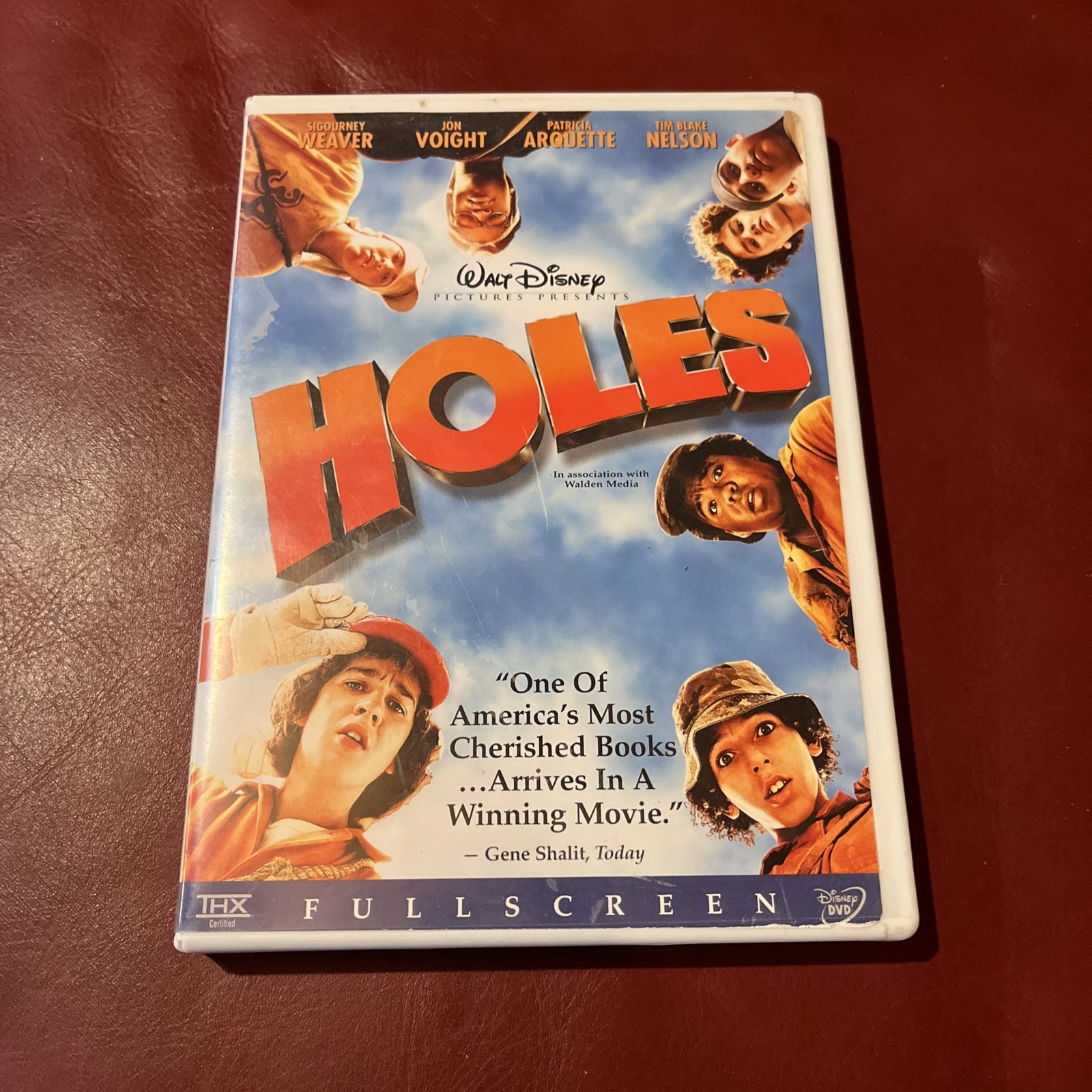 Walt Disney’s Holes (DVD 2003 Full Screen) Sigourney Weaver Jon Voight Like New