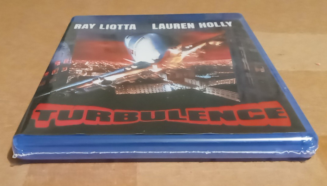 NEW ~ Turbulence (Blu-ray, 1997) ~ Ray Liotta ~ Lauren Holly ~ [Kino Lorber]