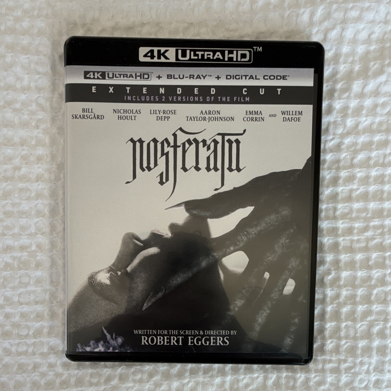 Nosferatu (2024) Extended Cut 4K UHD + Blu-ray Focus Features Eggers Skarsgård