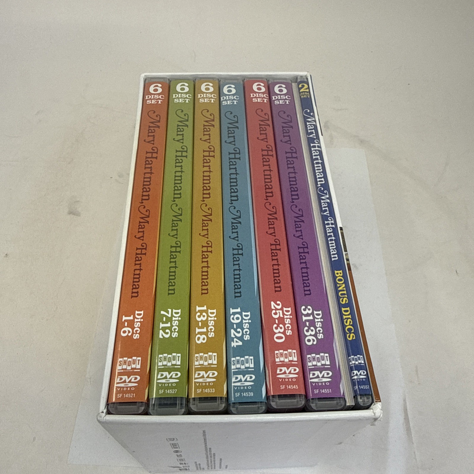 MARY HARTMAN, MARY HARTMAN: COMPLETE SERIES DVD Shout Factory *Disc 38 missing