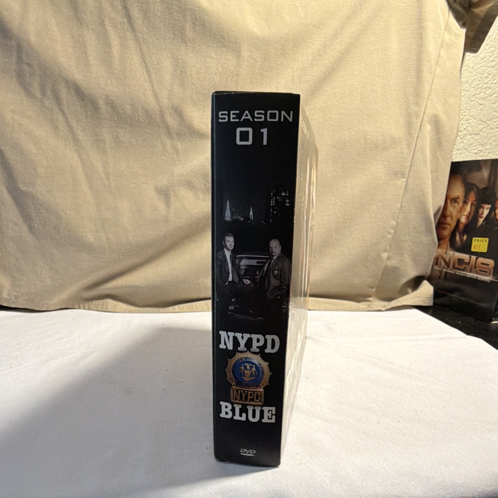 NYPD Blue Season 1 DVD 6-Disc Box Set TV Series Dennis Franz David Caruso