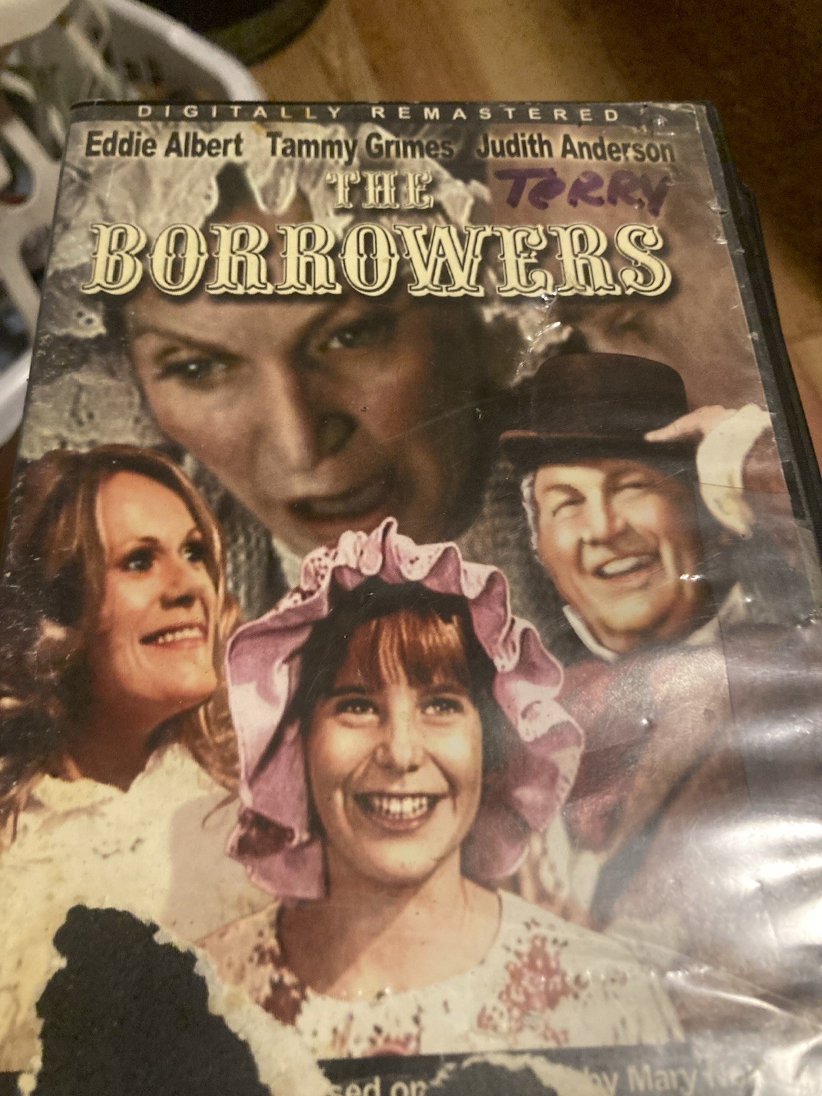 The Borrowers (Digitally Remastered – Slim Case) 81 minutes in length