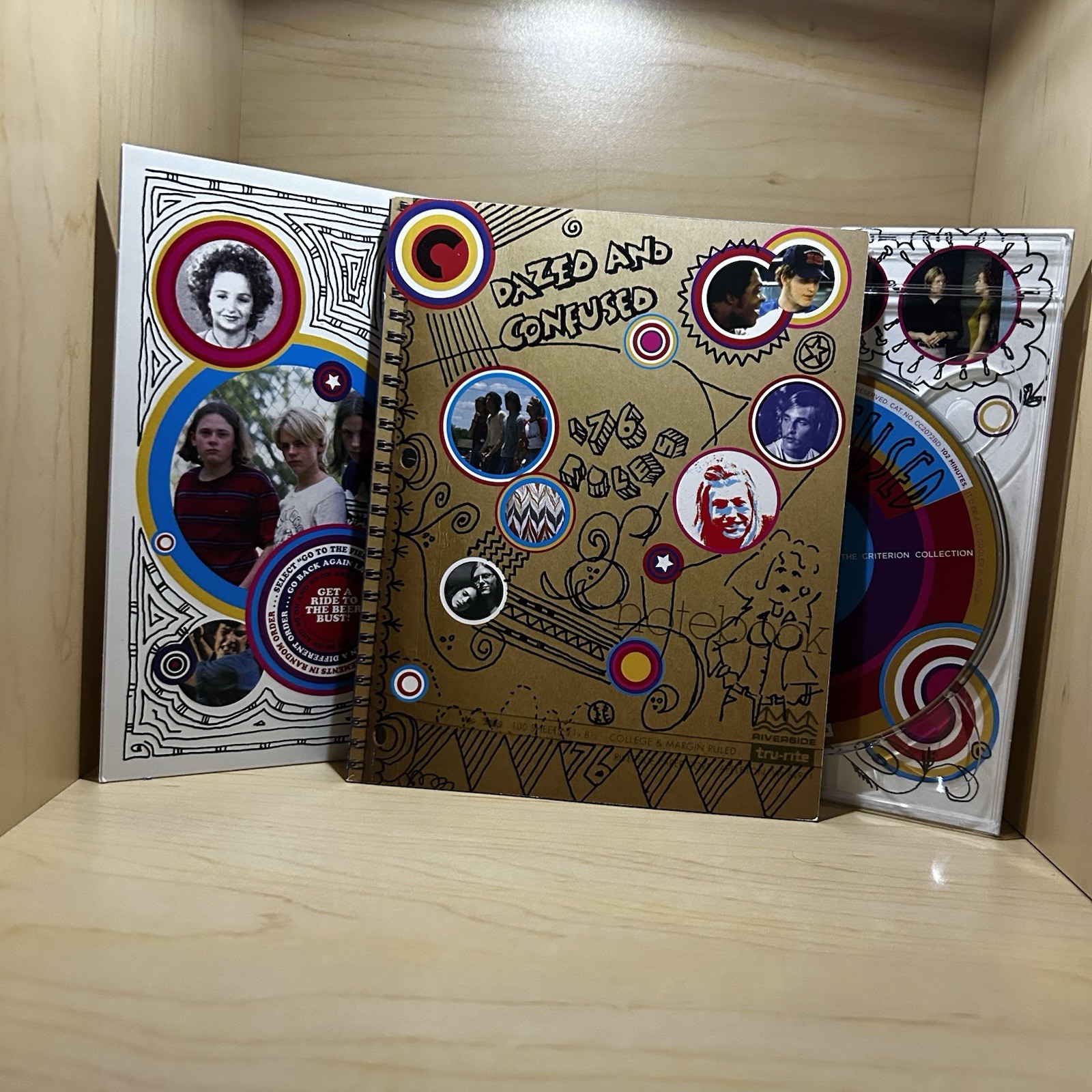 Criterion Collection Dazed and Confused Blu-ray 1993 R Widescreen Book Included