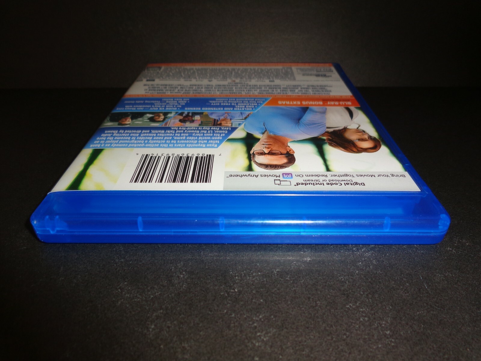 FREE GUY-Ryan Reynolds becomes hero of own video game-REGION FREE BLU-RAY, DIG