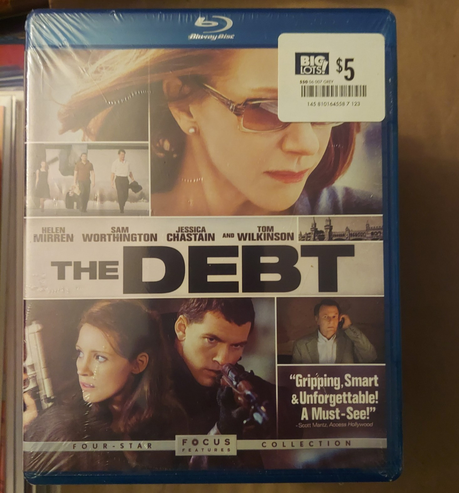 Focus Features The Debt (Blu-ray) Helen Mirren Sam Worthington Bonus Features