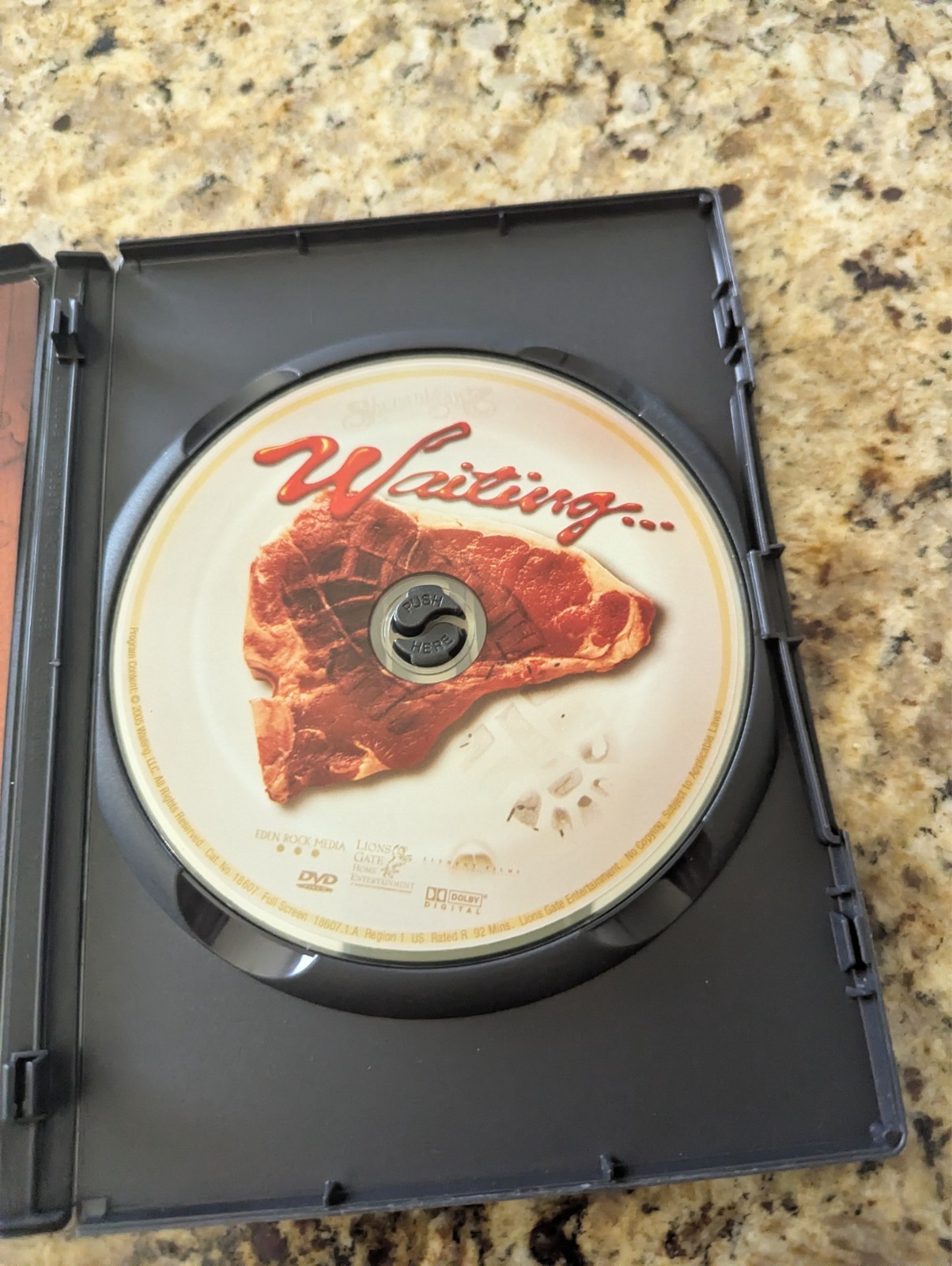 Waiting (DVD 2005) Ryan Reynolds Full Screen VG