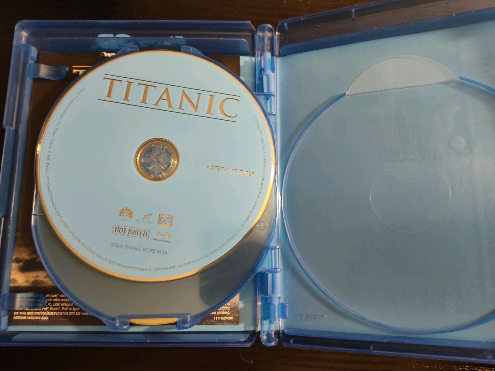 Titanic Limited 3D Edition Blu-ray 3D + Blu-ray + Digital Copy Cameron